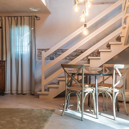 Casale Gambini Apartment Quattro Castella Luaran gambar