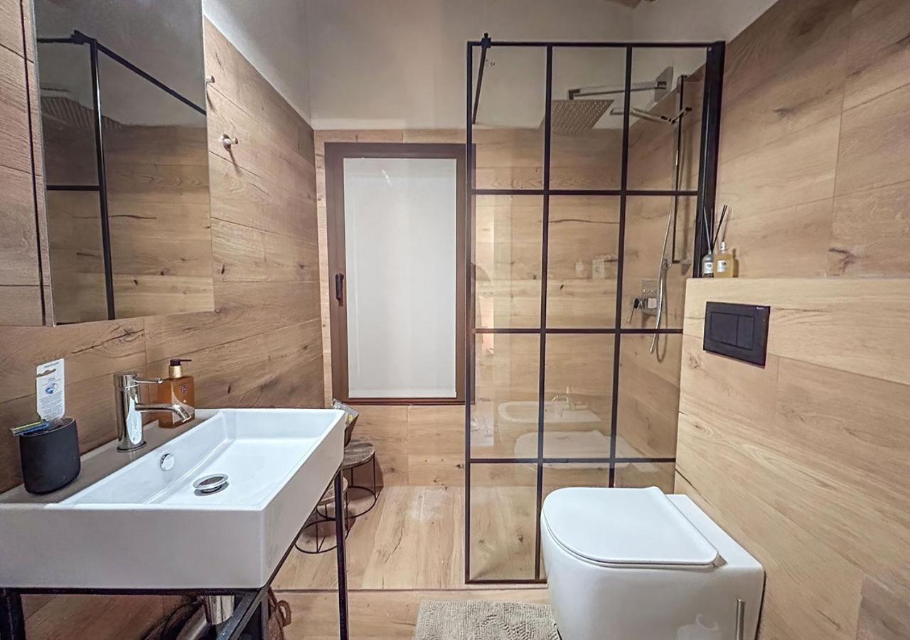 Casale Gambini Apartment Quattro Castella Luaran gambar