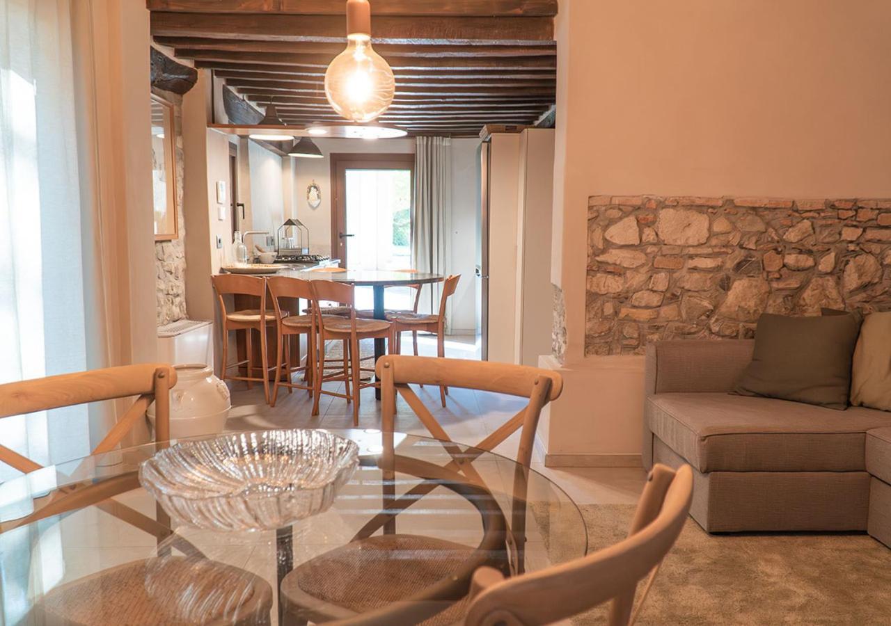 Casale Gambini Apartment Quattro Castella Luaran gambar